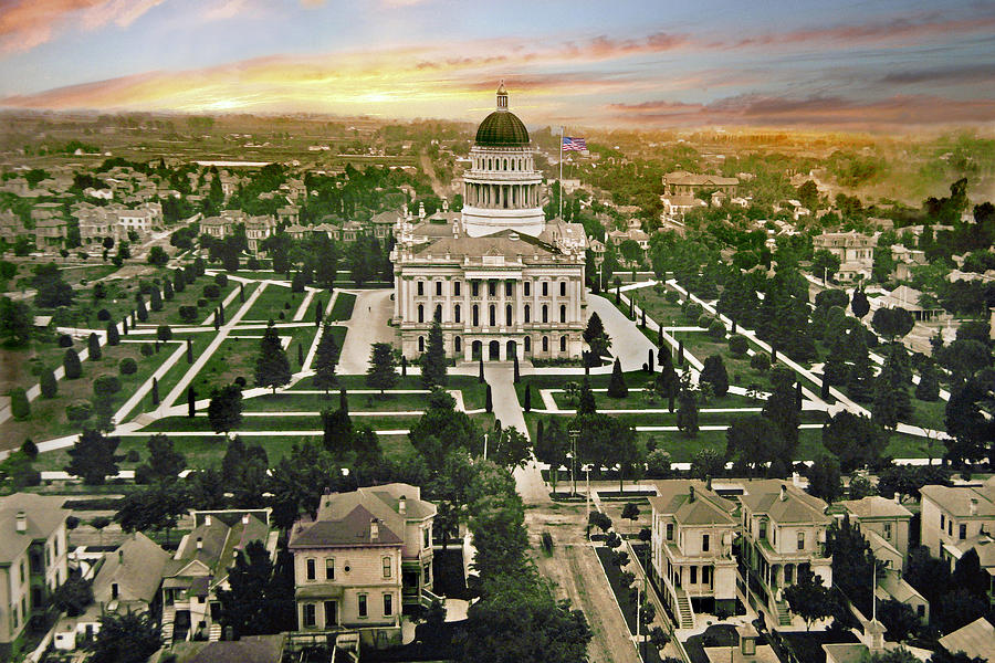 Historical California State Capitol Photograph by Jerry Livingston