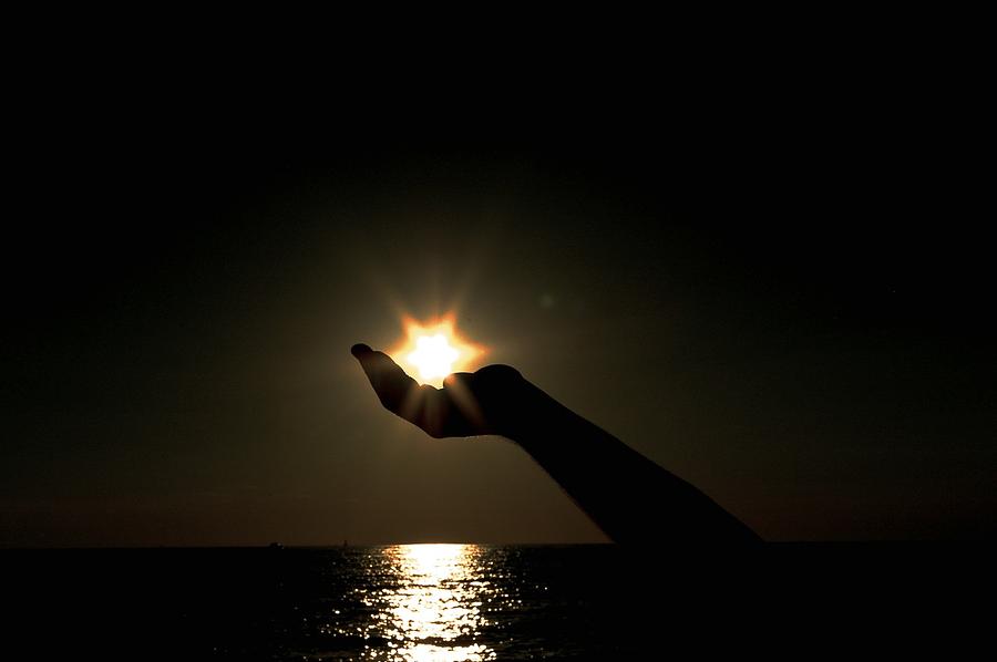 Holding the Sun Photograph by Susan Morris