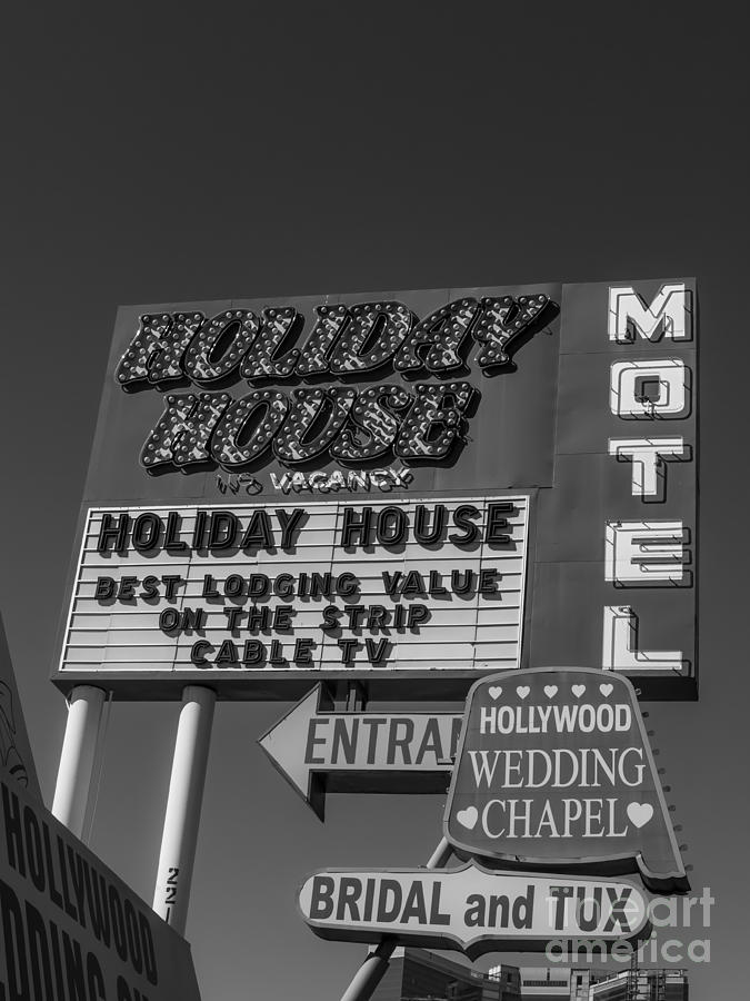 Las Vegas Photograph - Holiday House Motel Las Vegas 2013 by Edward Fielding