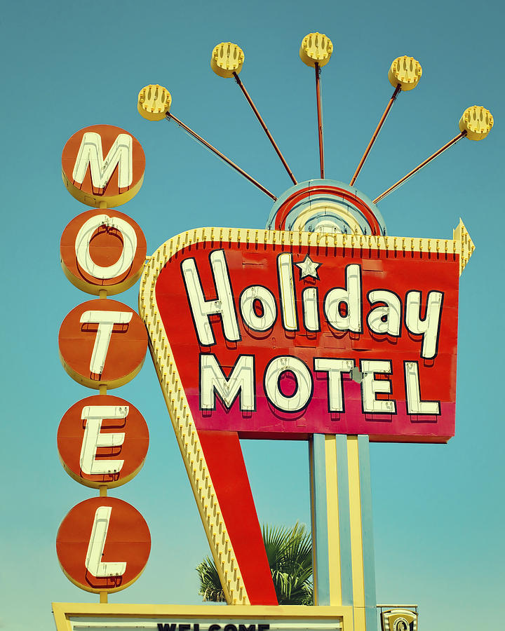 Holiday Motel Neon Sign Photograph by Gigi Ebert