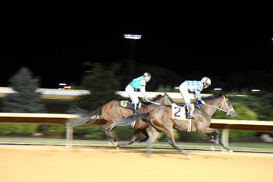 hollywood casino at charles town races photos