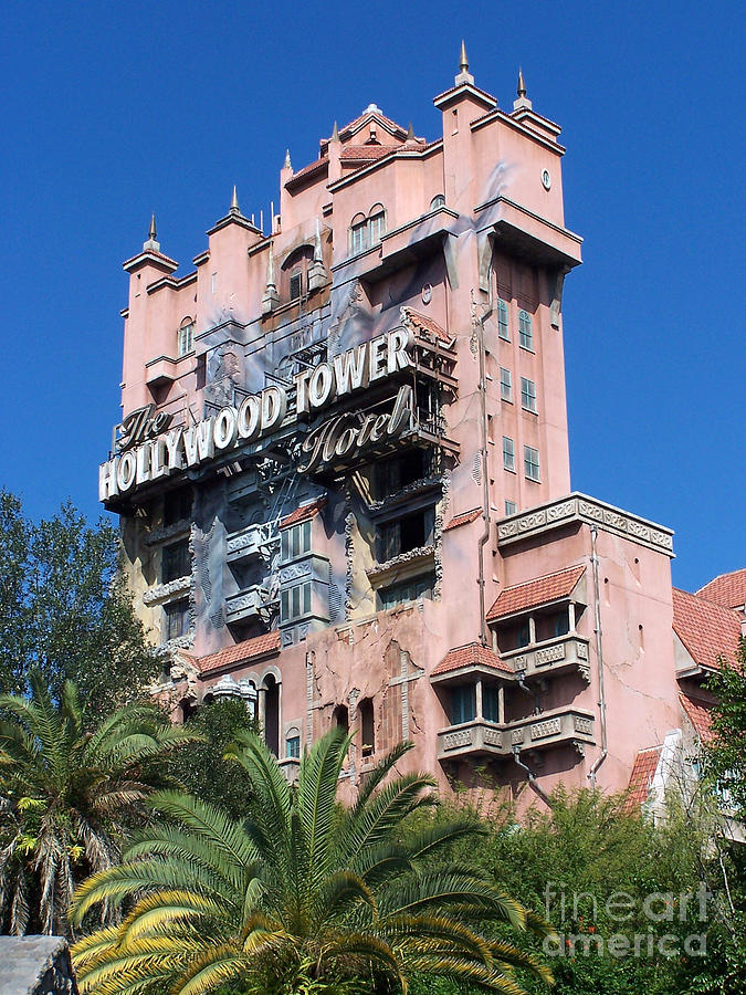Hollywood Tower Hotel Photograph by Tom Doud