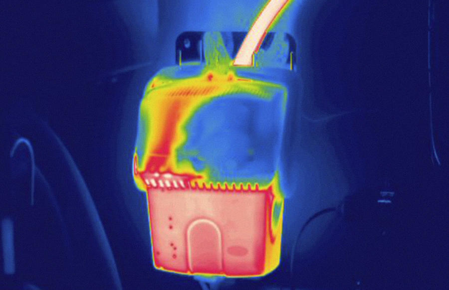 Home Humidifier, Thermogram Photograph by Science Stock Photography