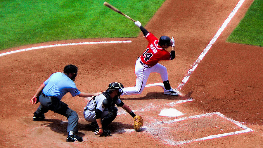 Atlanta Braves Photograph - Home Run Swing by Dave Bosse