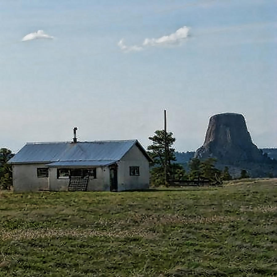 Homestead next to Devils Tower Photograph by Cathy Anderson