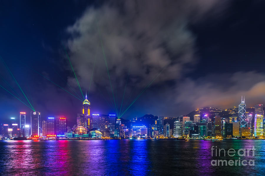 Hong Kong Photograph - Hong Kong 21 by Tom Uhlenberg
