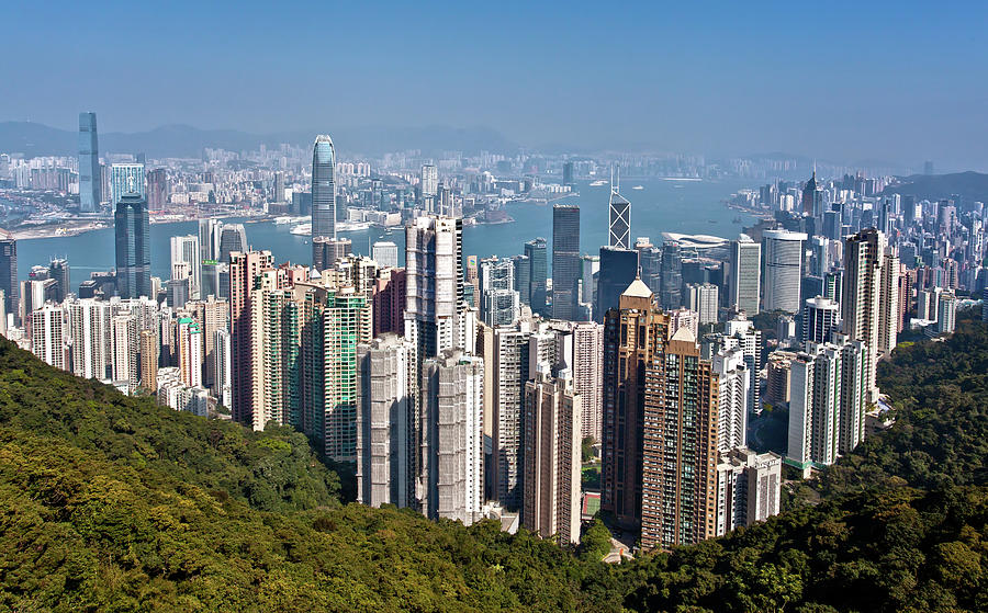 Hong Kong From Victoria Peak Photograph by Photo By Michael Pratt