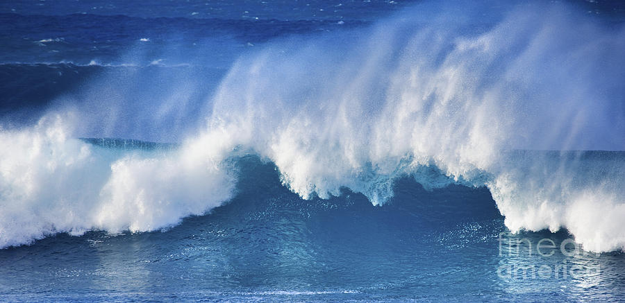 Hookipa Wave - Maui Photograph by M Swiet Productions