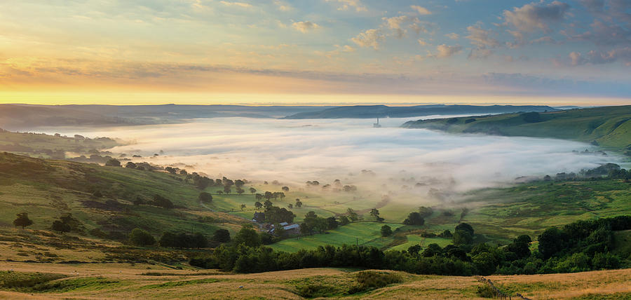 Hope Valley From Mam Tor, Peak District By Chris Hepburn