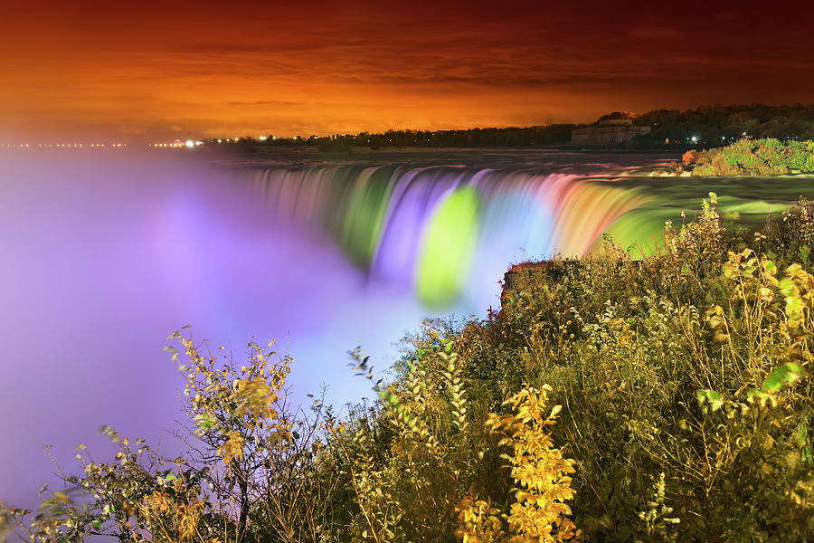 Horseshoe Falls Lit Up At Night Photograph by Ken Gillespie / Design Pics