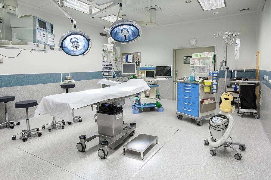 Device Photograph - Hospital Operating Room by Arno Massee/science Photo Library