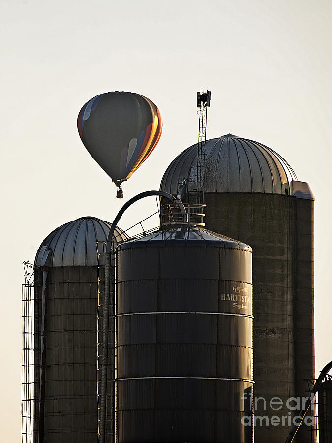 Hot Air Balloon and Silo Photograph by Lee Craig