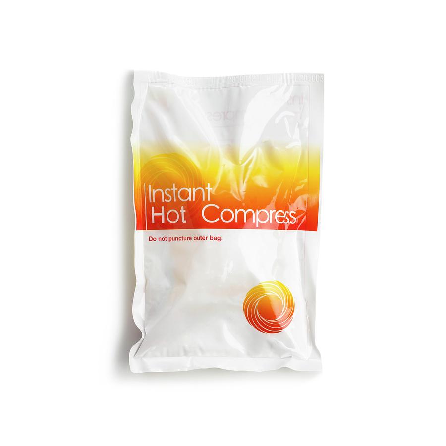 Hot Compress Pain Relief Photograph by Science Photo Library