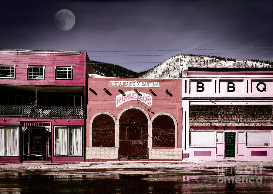 Architecture Photograph - Hot Pink Drama by Janice Pariza