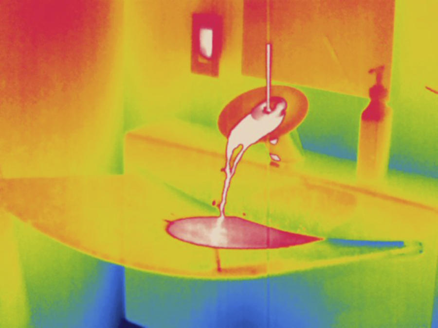 Hot Running Water, Thermogram Photograph by Science Stock Photography