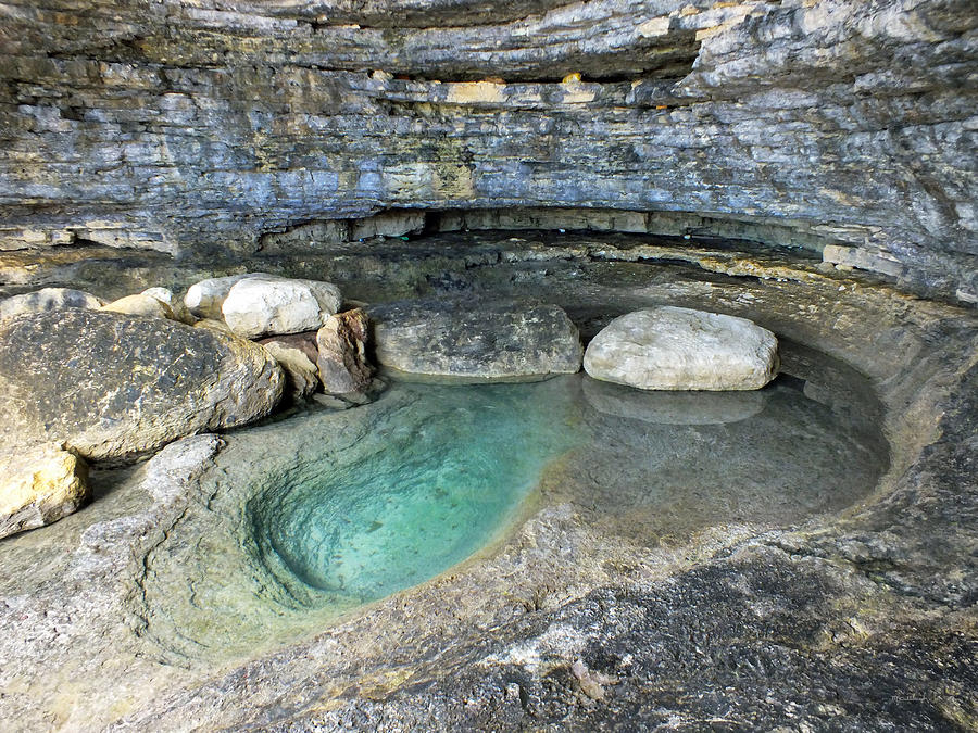 Hot Tubs 2 of Eleuthera Photograph by Duane McCullough