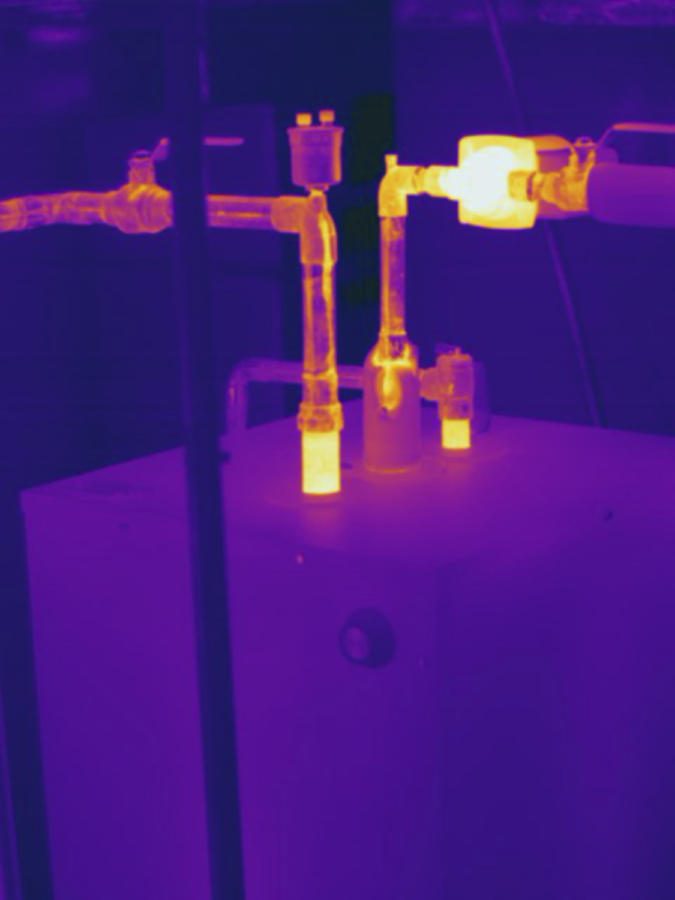 Hot Water Pipes, Thermogram Photograph by Science Stock Photography