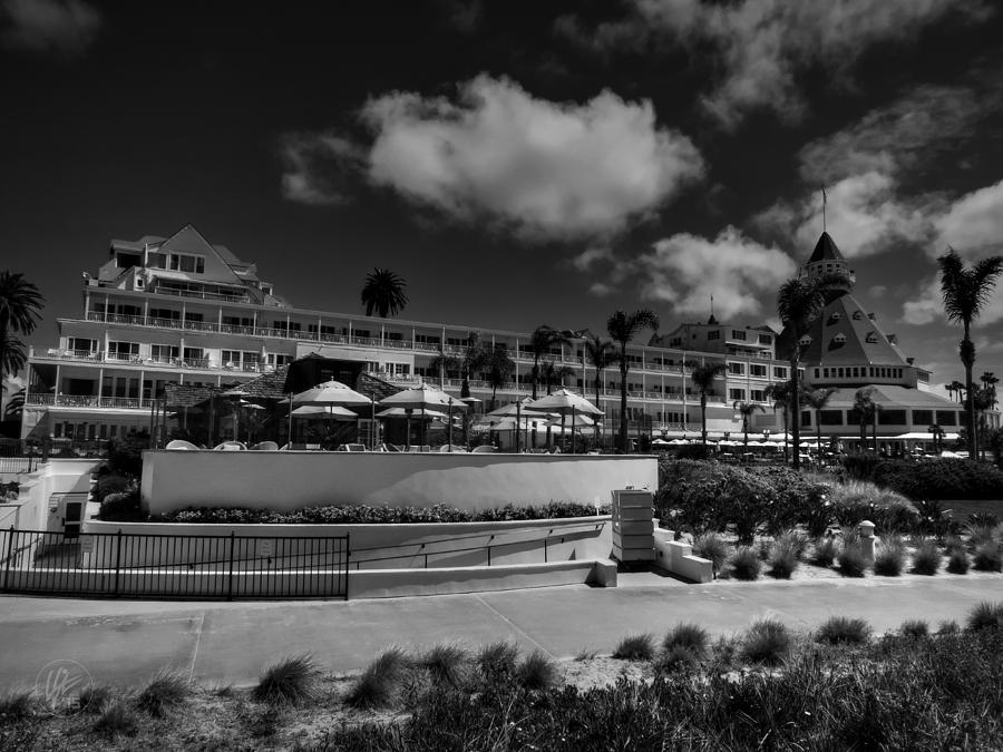 Hotel del Coronado 002 BW Photograph by Lance Vaughn
