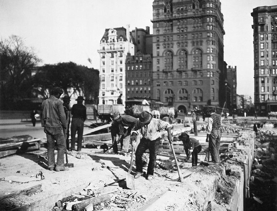 Hotel Demolition, 1905 Photograph by Granger - Pixels