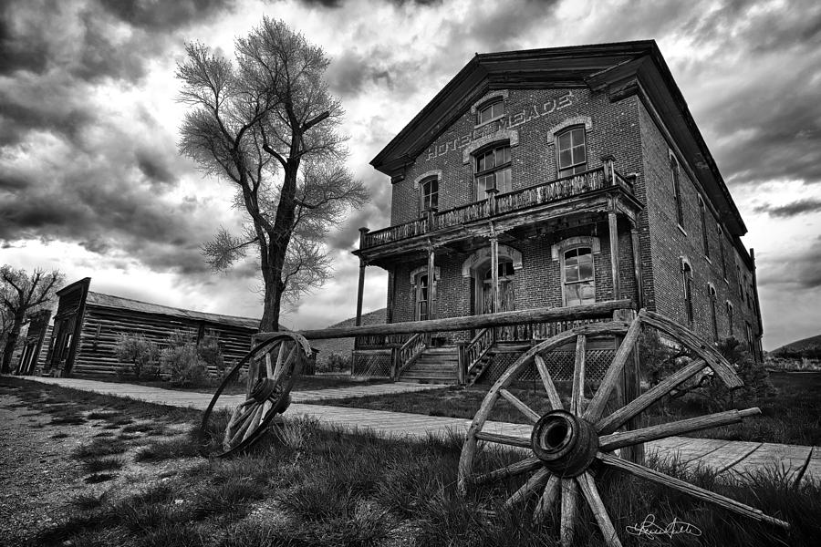 Architecture Photograph - Hotel Meade - Black and White by Renee Sullivan