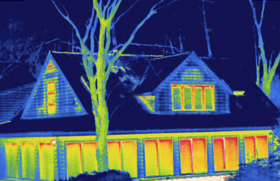 House Exterior, Thermogram Showing Heat Photograph by Science Stock Photography