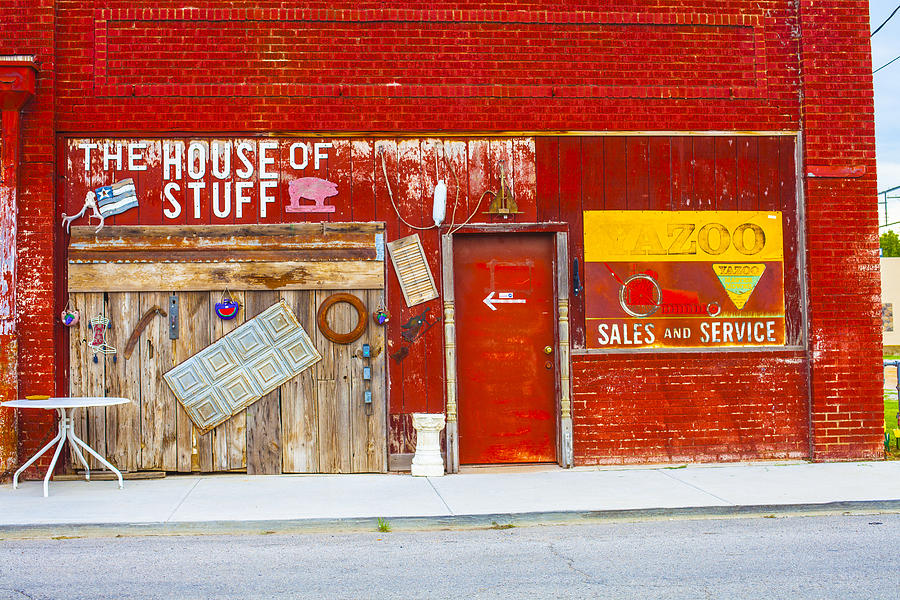 Ardmore Oklahoma Photograph - House of Stuff by Greg Kopriva