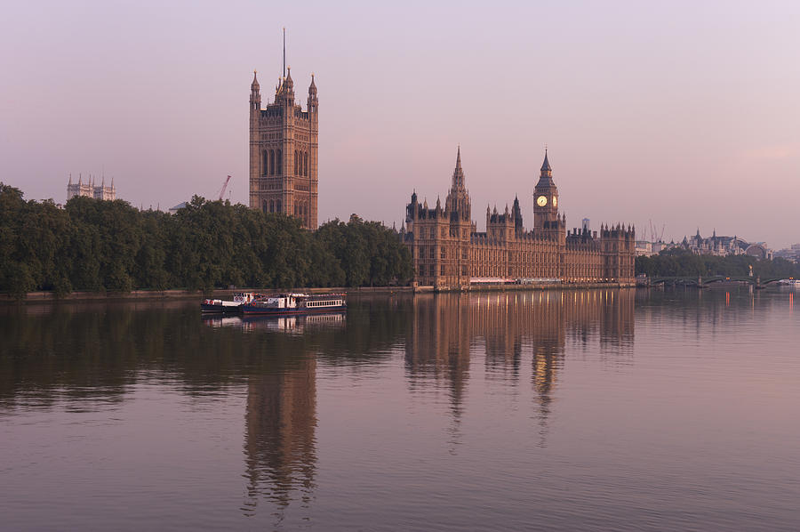 London Photograph - Houses of Parliament by Martin Smith