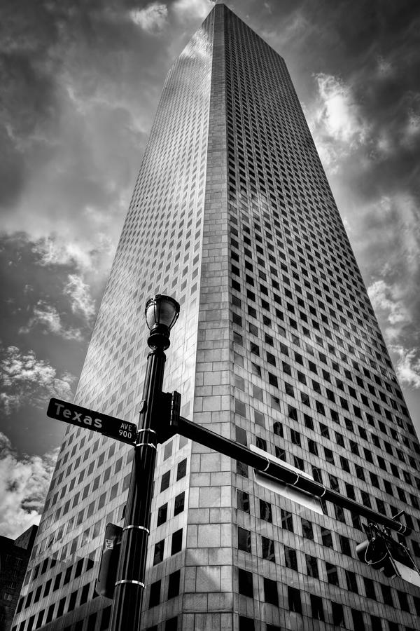 Houston Tower Photograph by Ray Devlin