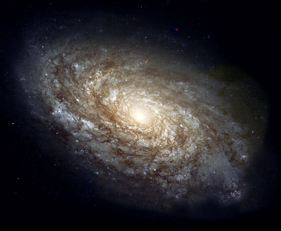 Hubble Space Telescope photo of spiral galaxy NGC 4414 Photograph by Nasa