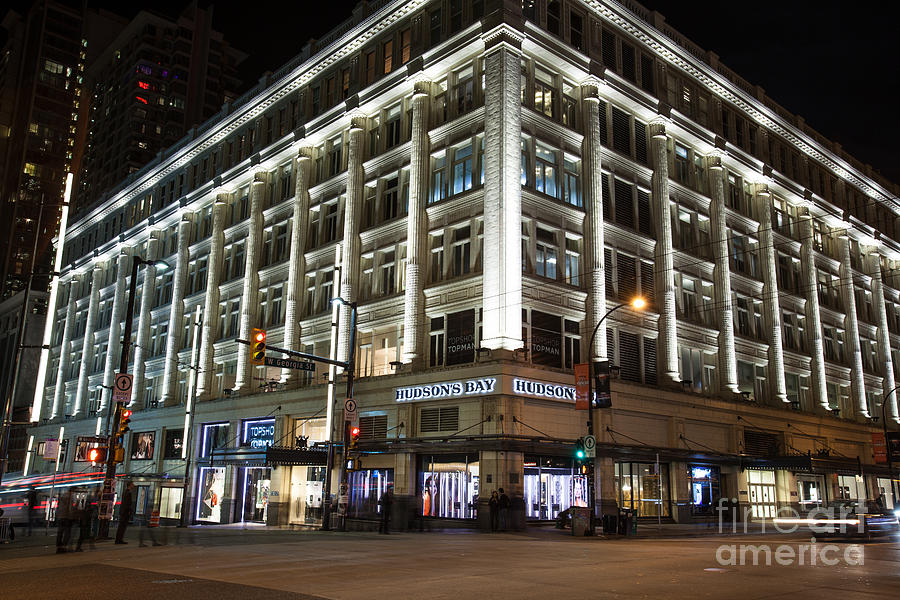 Hudsons Bay building Photograph by Yuri Levchenko - Fine Art America