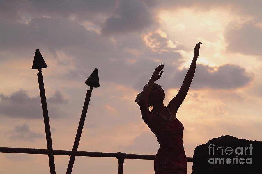 Hula Dancer at Sunset 2 Photograph by Theresa Ramos-DuVon