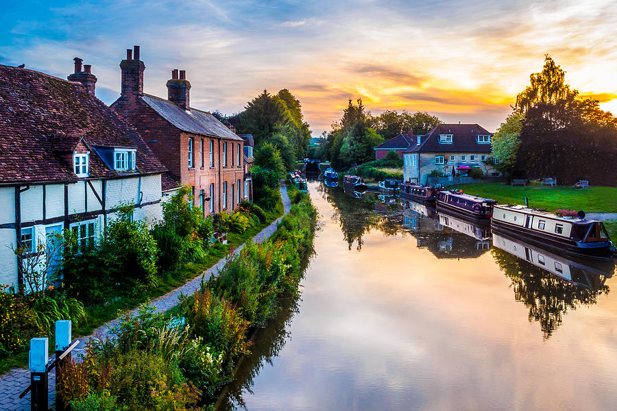 Hungerford Canal Sunset Photograph by Mark Llewellyn
