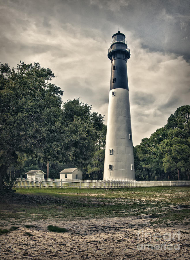 Hunting Island Lighthouse Photograph by Linda Blair