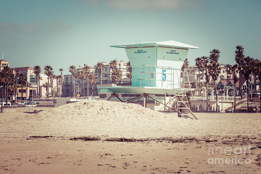 Huntington Beach Photograph - Huntington Beach Lifeguard Tower #5 Retro Picture by Paul Velgos