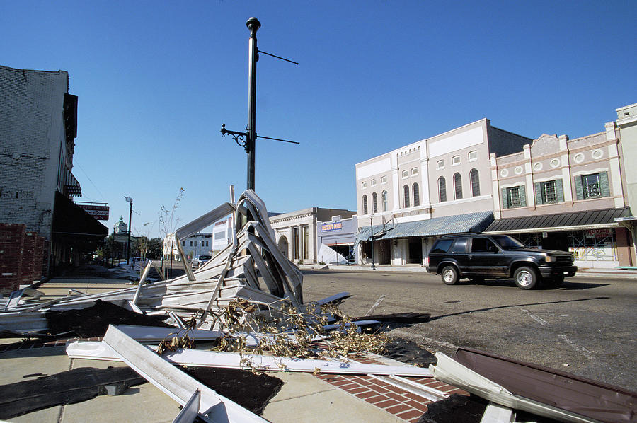 Building Photograph - Hurricane Katrina Damage by David Hay Jones/science Photo Library