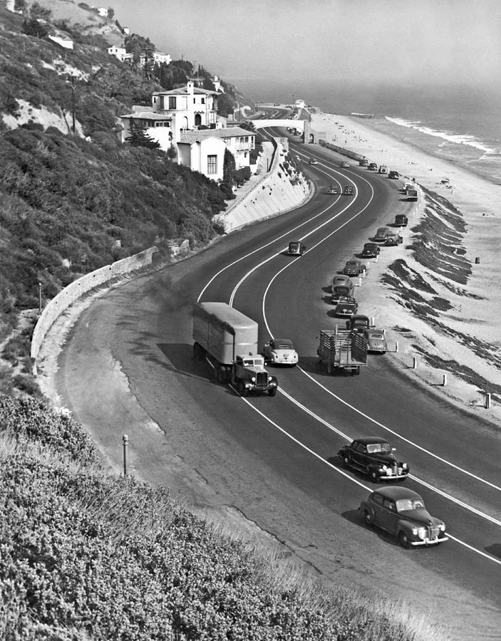 Hwy 101 In Southern California Photograph by Underwood Archives
