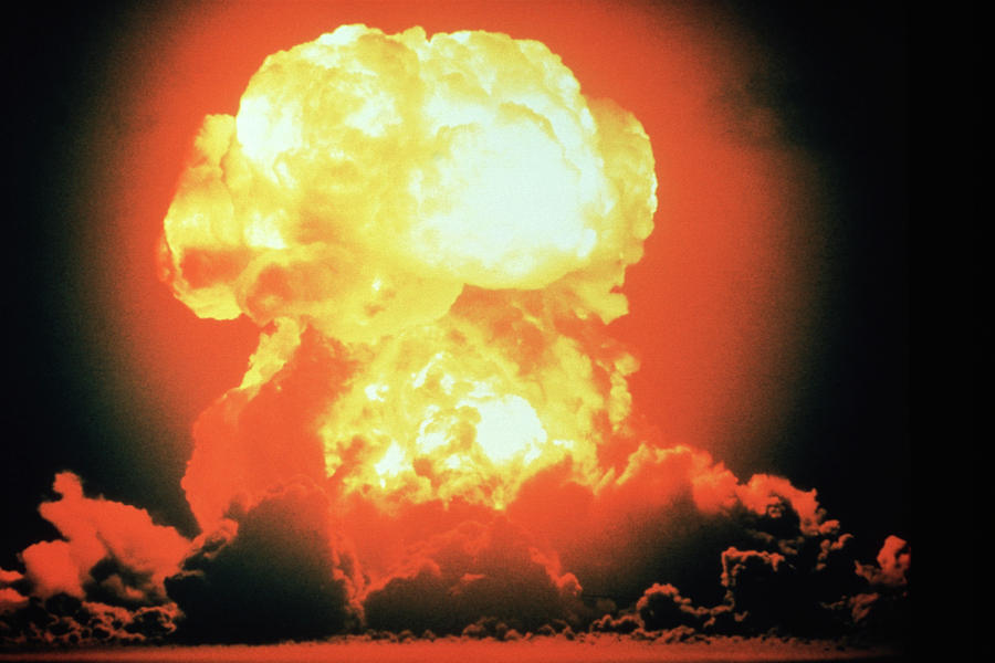 Hydrogen Bomb Explosion Photograph by Science Photo Library Hydrogen Bomb Explosion Photograph by Science Photo Library
