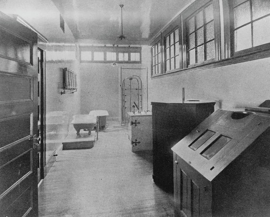 Hydropathic Room Photograph by National Library Of Medicine/science Photo Library