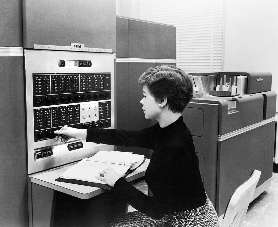 IBM Main Frame 650 Computer Photograph by Underwood Archives - Fine Art ...