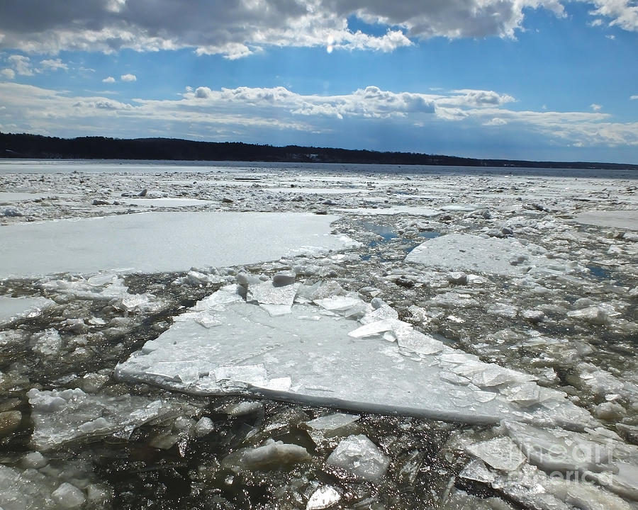 Ice Flowing Down the Hudson River Photograph by Kristen Fox