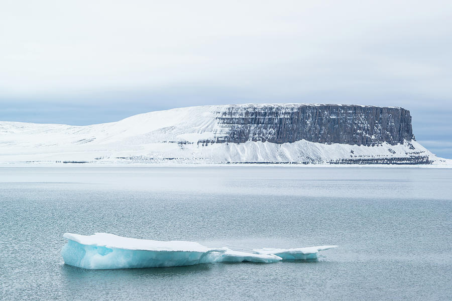 Ice In Northwest Passage Photograph by Qianli Zhang