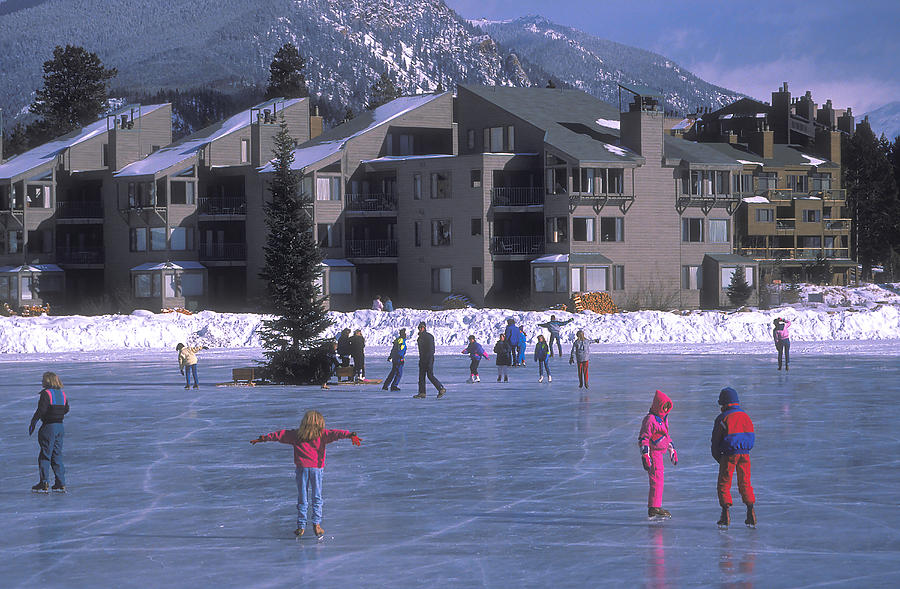Mountain Photograph - Ice Skating in Keystone by Carl Purcell
