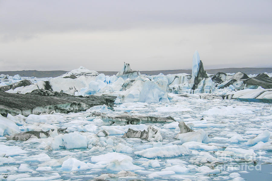 Beautiful Iceberg lake Photograph by Patricia Hofmeester