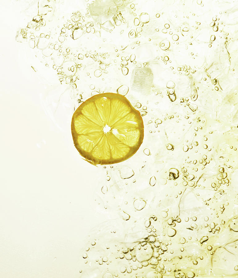 Iced Spritzer With Lemon Slice Photograph by Maren Caruso