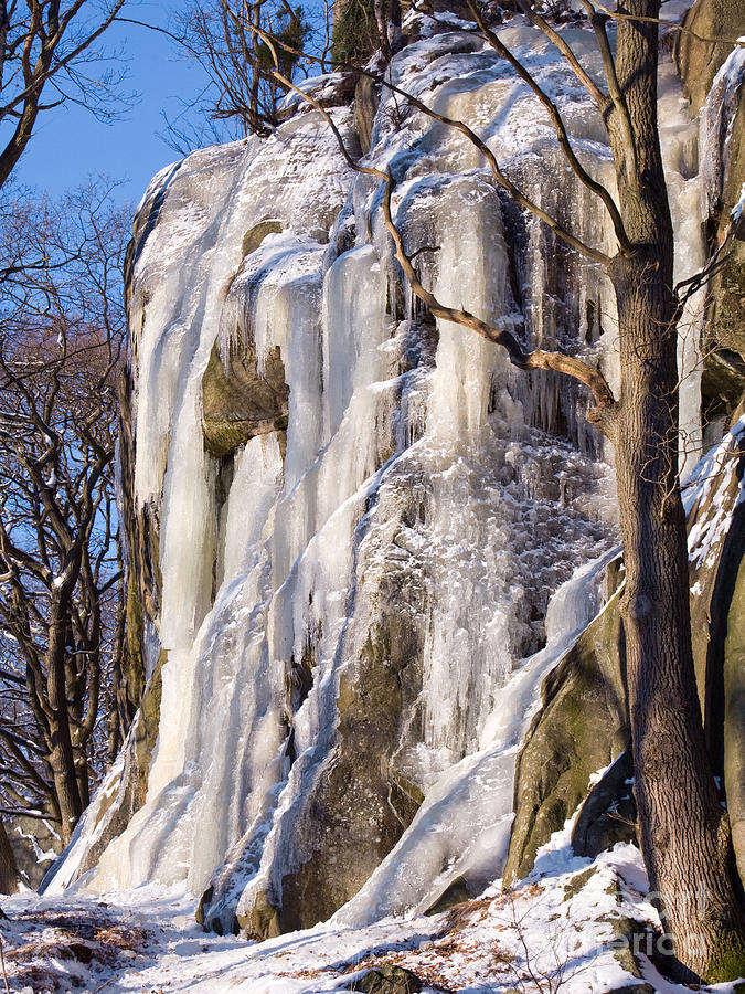 Icy Rocks Photograph by Lutz Baar