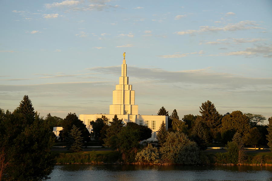Idaho Falls Temple - LDS Church Photograph by Christiane Schulze Art And Photography
