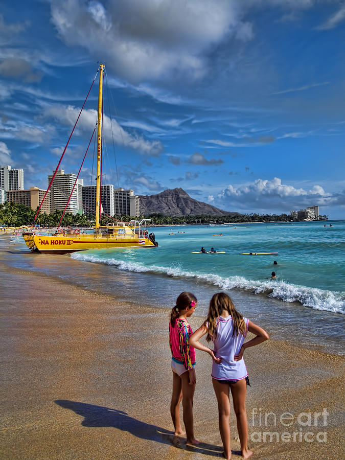 Oahu Photograph - Idyllic Waikiki Beach No 2 by David Smith