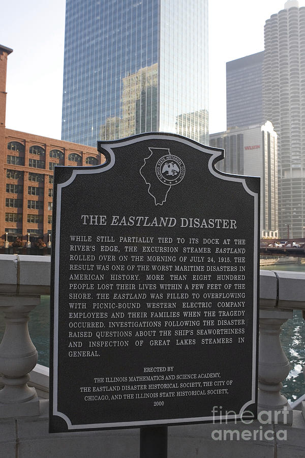 Chicago Photograph - IL001 - The Eastland Disaster by Jason O Watson