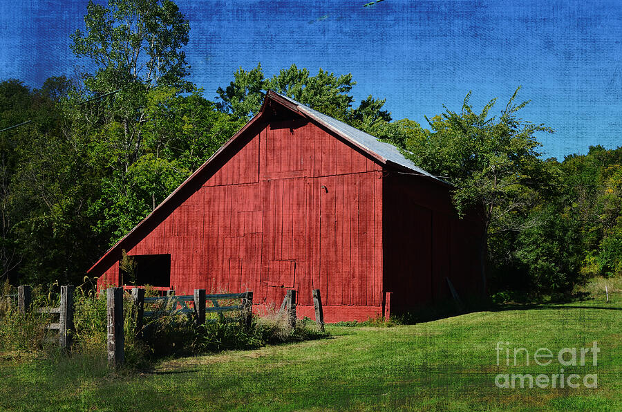 Illinois Red Barn 2 Photograph by Luther Fine Art