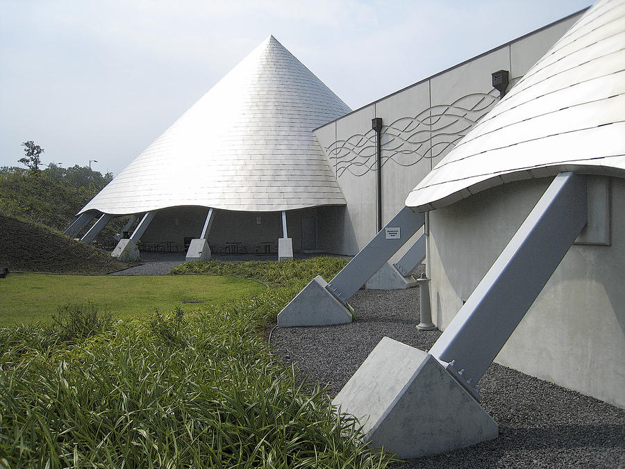 Imiloa Astronomy Center Hilo Hawaii Photograph by Daniel Hagerman